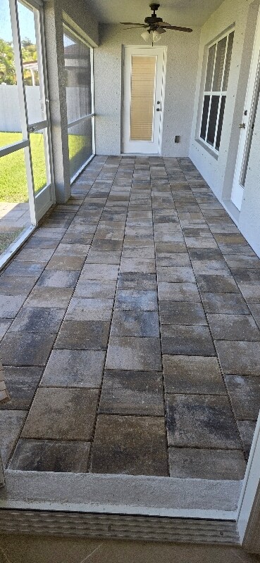 Building Photo - 3925 Agualinda Blvd