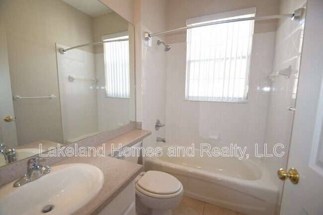 Building Photo - 534 Grasslands Village Cir