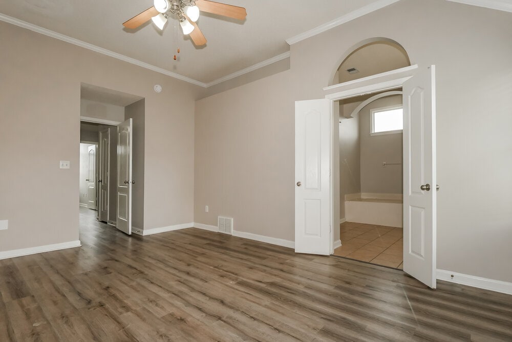 Building Photo - 6181 Braybourne Main