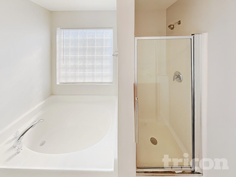 Building Photo - 413 Stoney Run Dr