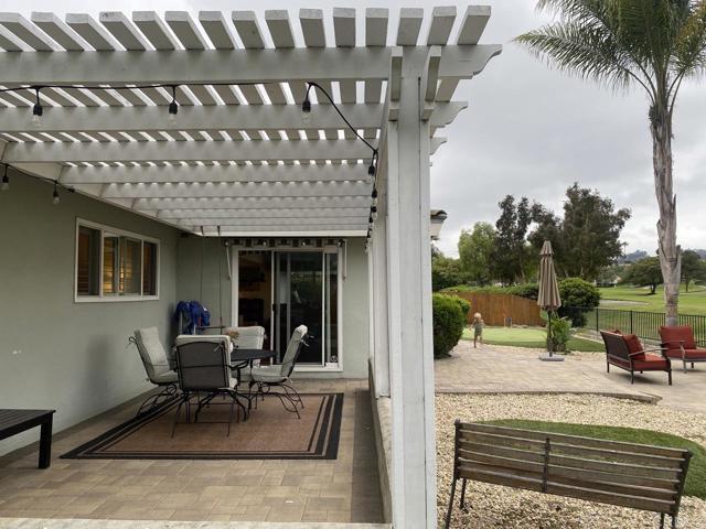 Building Photo - 17248 Bernardo Oaks Dr