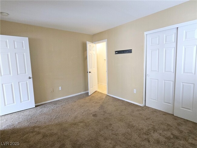 Building Photo - 9540 Birch Basin Ct