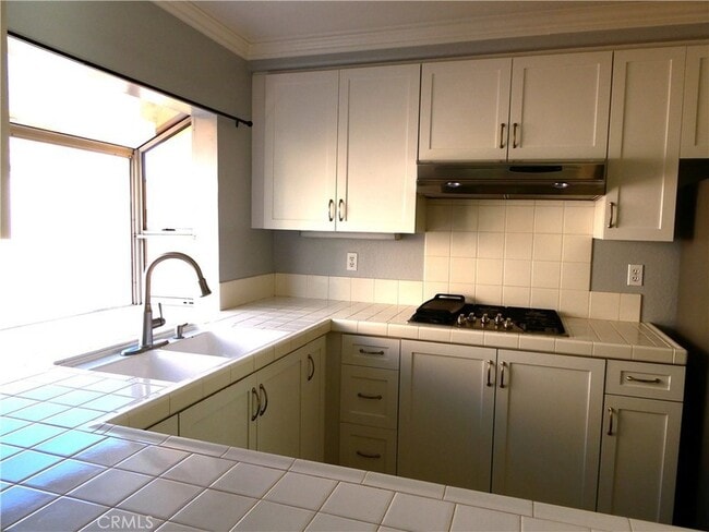 Building Photo - 57 Via Falerno