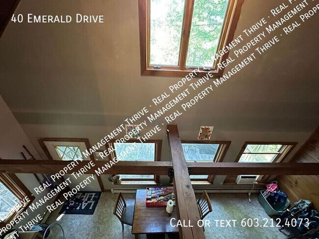 Building Photo - 40 Emerald Dr