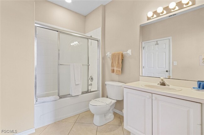 Building Photo - 15571 Bellamar Dr