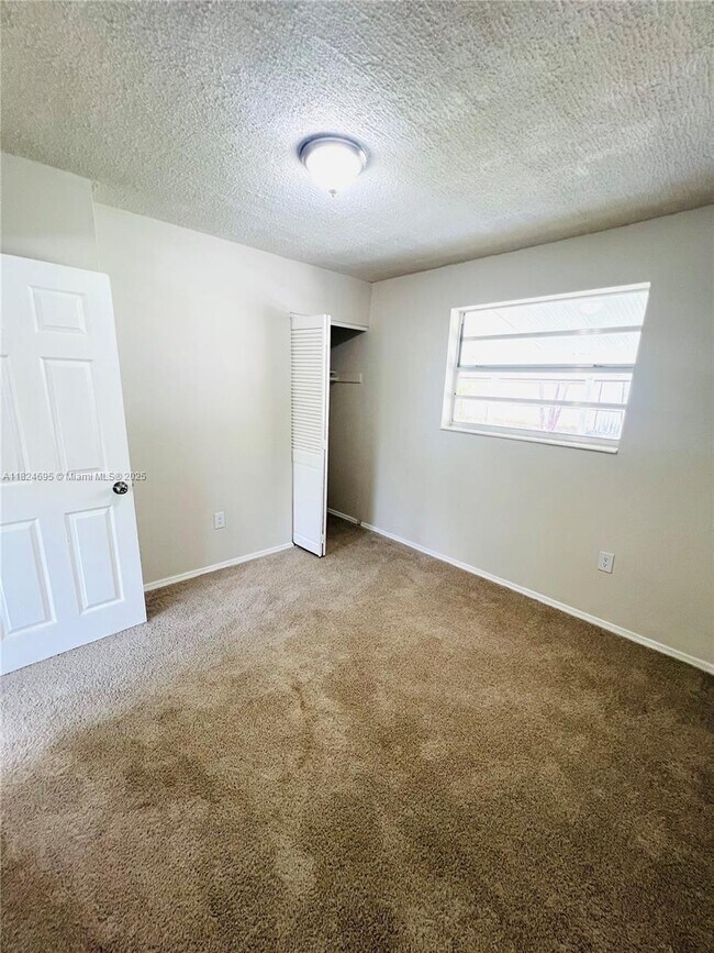 Building Photo - 15530 SW 295th Terrace