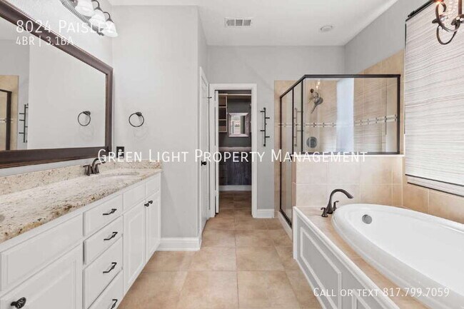 Building Photo - 8024 Paisley-