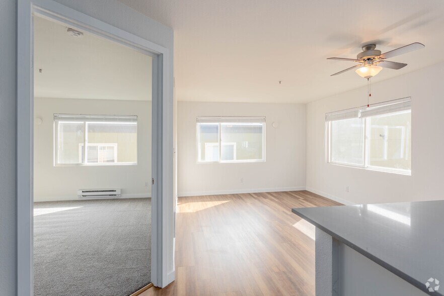 The Baxter 11115 NE 2nd St Bellevue WA 98004 Apartment Finder