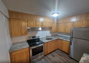 Building Photo - 45 Elmwood Park