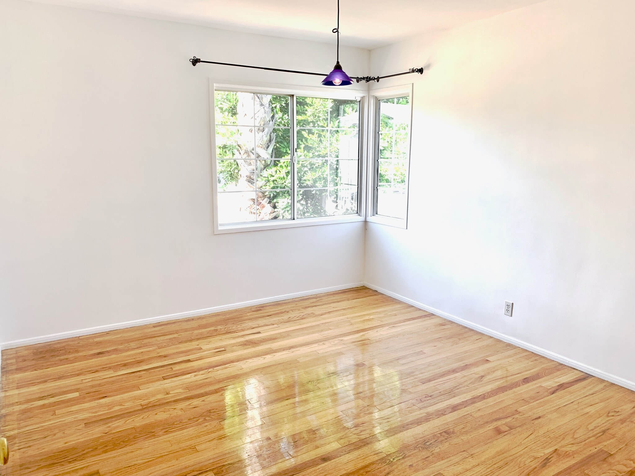 Building Photo - 17418 Califa St