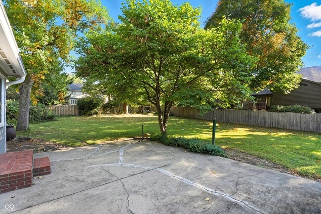 Building Photo - 2922 E Smoky Row