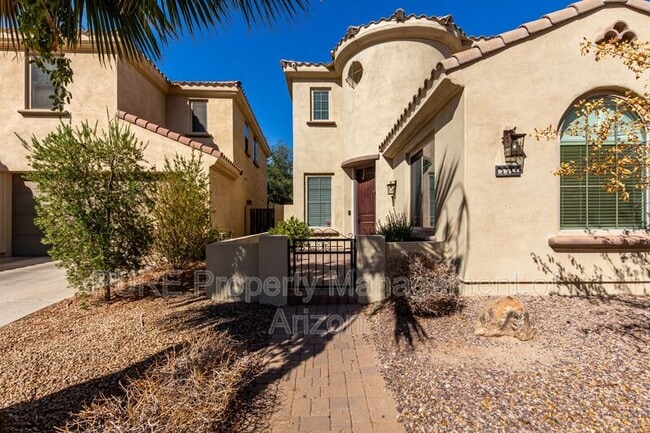 Primary Photo - 3311 S Sunland Dr