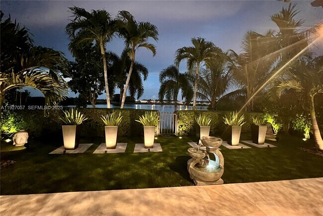 Building Photo - 16551 SW 75th St