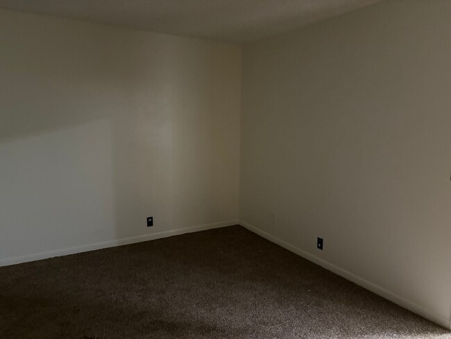 Building Photo - 625 S Austin St