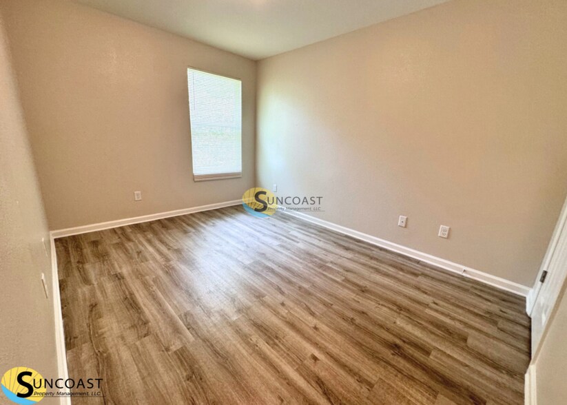 Building Photo - 8329 Homeport Ct