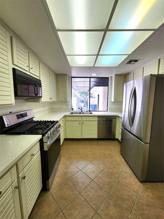 Building Photo - Updated 3 Beds, 2 Baths, 1,720 Sq Ft Home ...