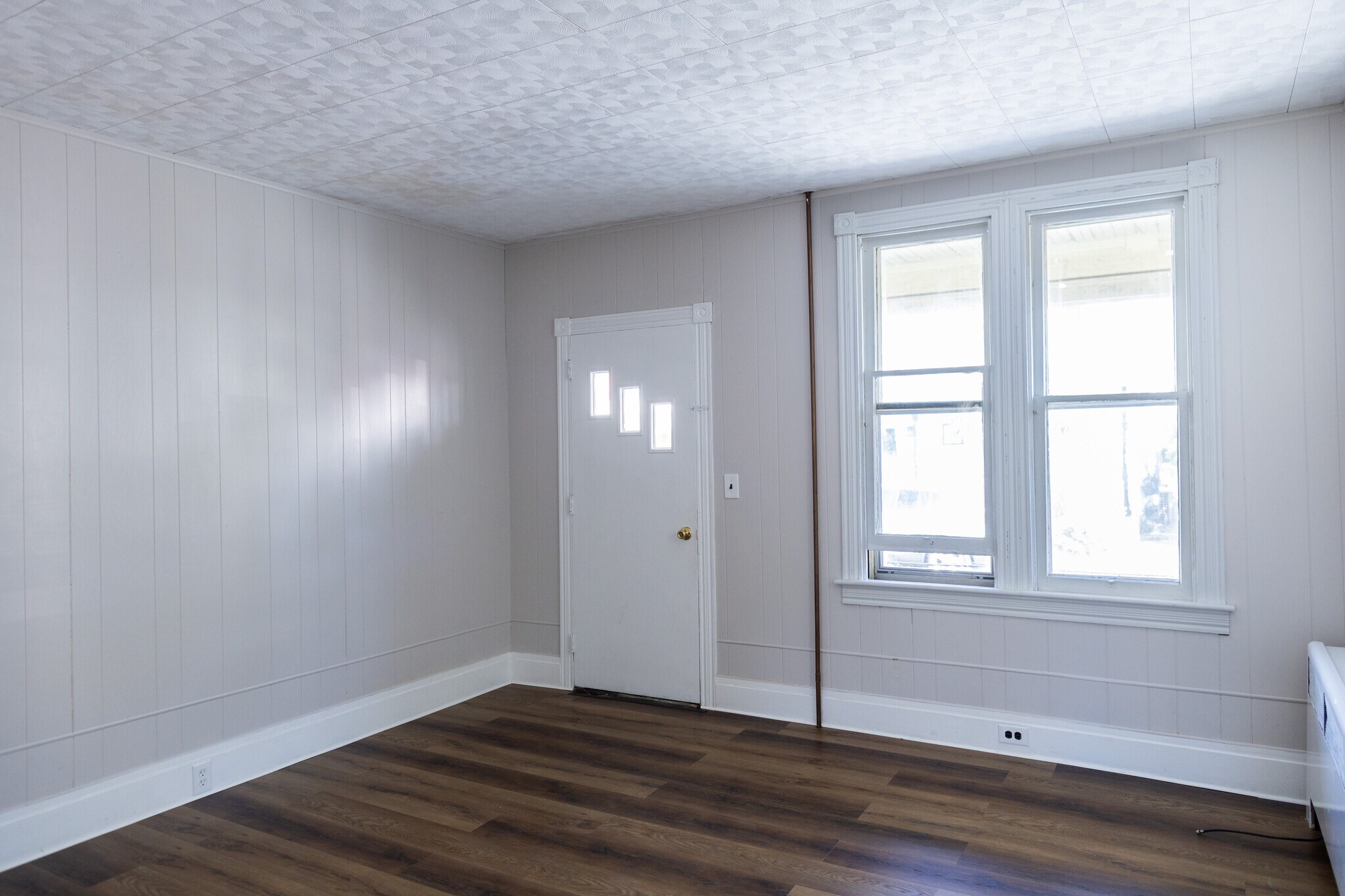 Building Photo - 208 W Carpenter Ave