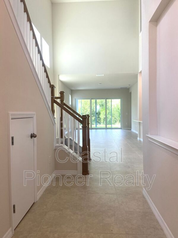Building Photo - 28613 Cozy Creek Dr