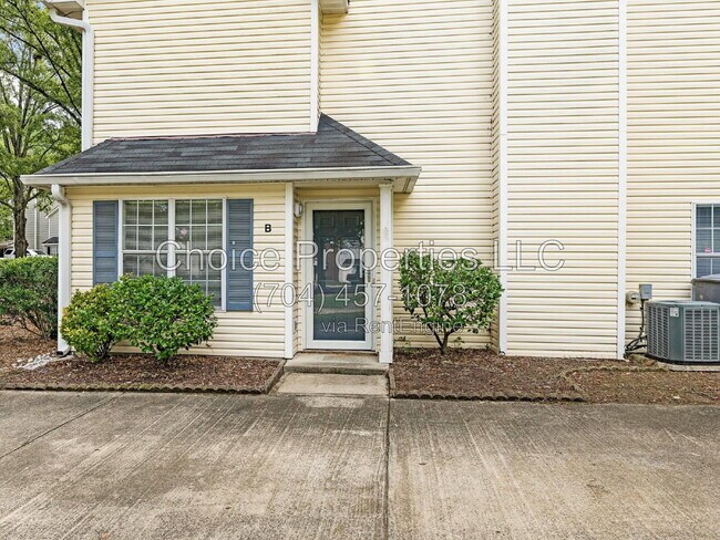 Building Photo - 6701 Bevington Ridge Rd