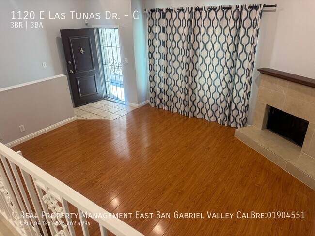 Building Photo - 1120 E Las Tunas Dr
