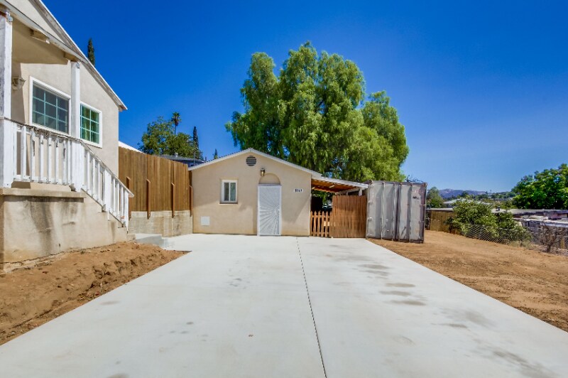 Building Photo - 9177 Creekford Dr