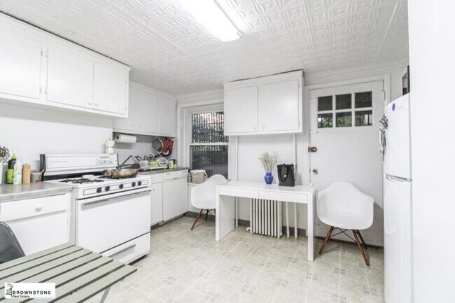 Building Photo - 1 bedroom in BROOKLYN NY 11201