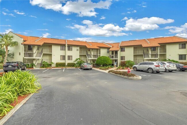Building Photo - 1515 Pinellas Bayway S