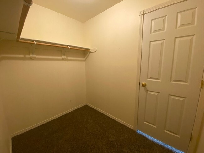 Building Photo - 3 Bedroom 2 Bathroom Home for Rent!