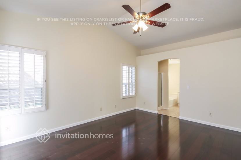 Building Photo - 4525 E Silverwood Dr