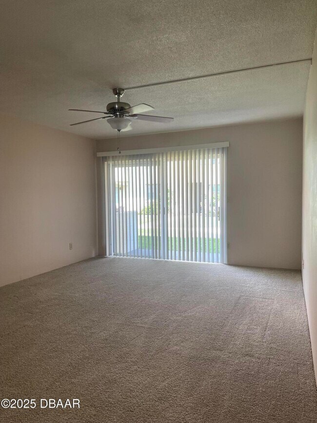 Building Photo - 2801 N Halifax Ave