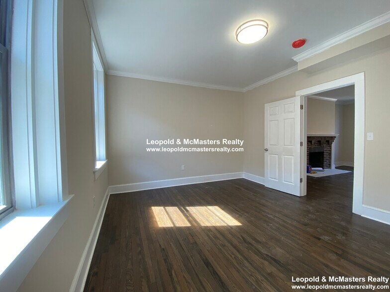 Building Photo - 74 Longwood Ave