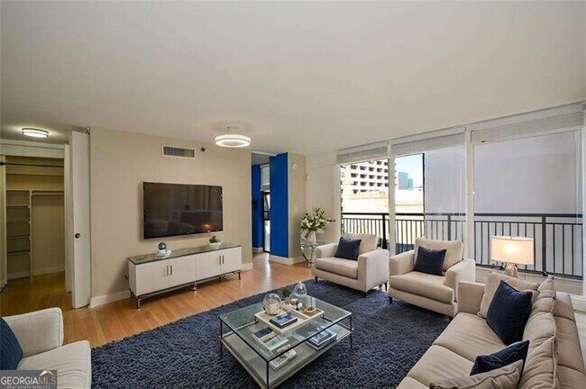 Building Photo - 620 Peachtree St NE