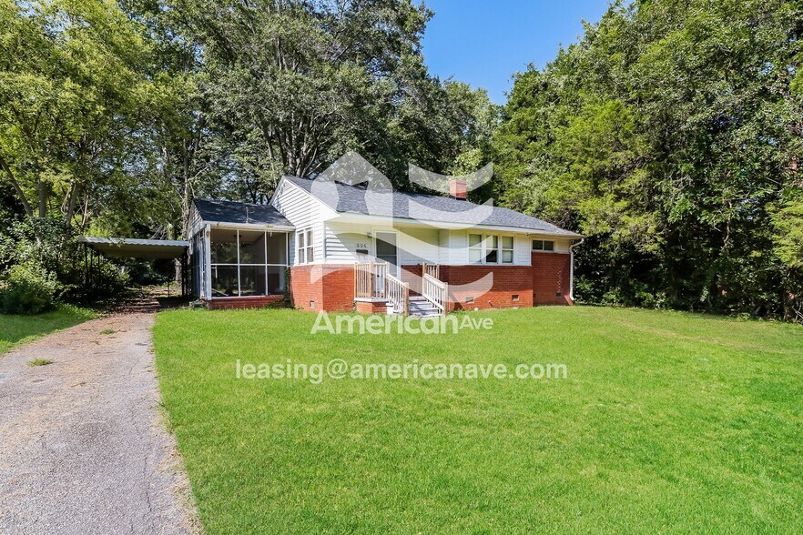 Building Photo - 606 Fleetwood Cir