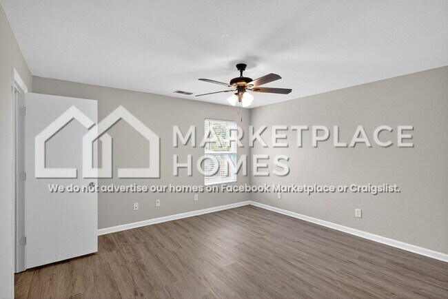 Building Photo - 29681 Westfield Dr