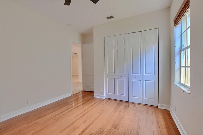 Building Photo - 8290 NW 105th Ln