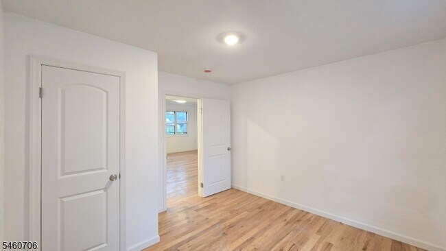 Building Photo - 76 Baldwin Pl