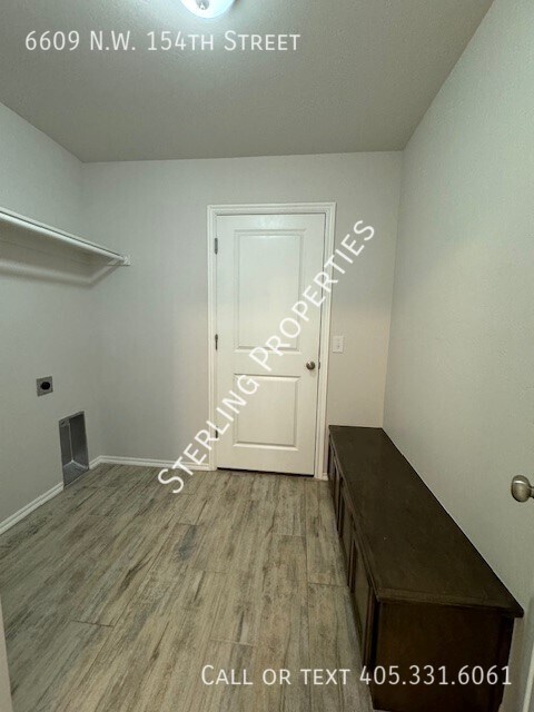 Building Photo - 6609 NW 154th St