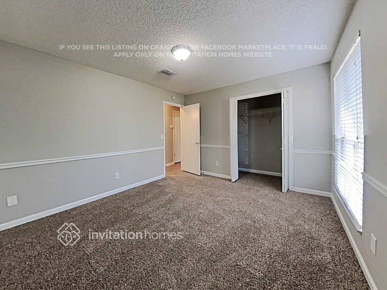 Building Photo - 12147 Shoshone Trail