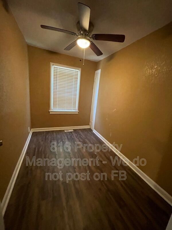 Building Photo - 4241 The Paseo