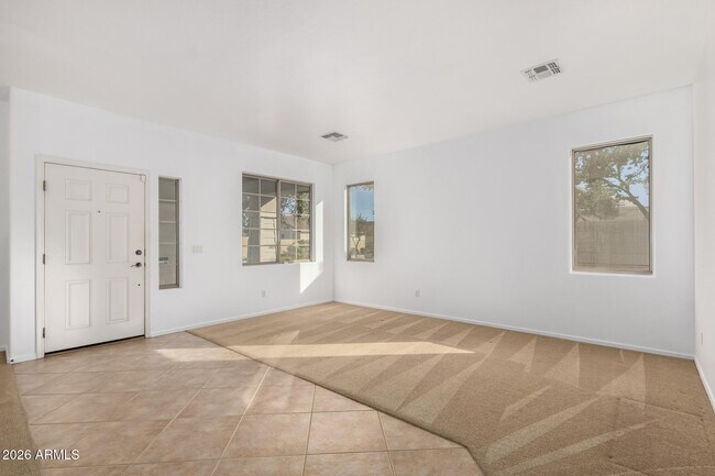 Building Photo - 7402 N 88th Ln