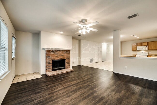 Building Photo - 149 Boca Raton Way