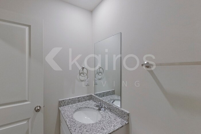 Building Photo - 528 Ivy Brook Way