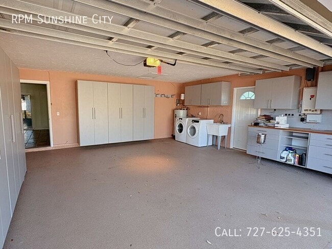 Building Photo - 7266 Orkney Ave N