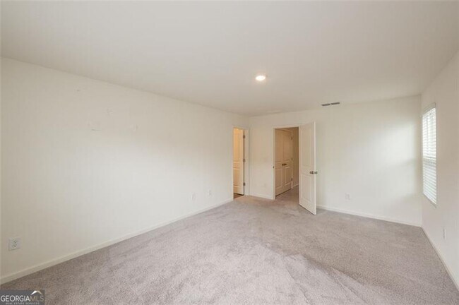 Building Photo - 2688 Toucan Wy
