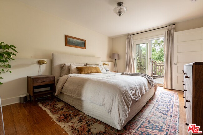 Building Photo - 6271 Saylin Ln