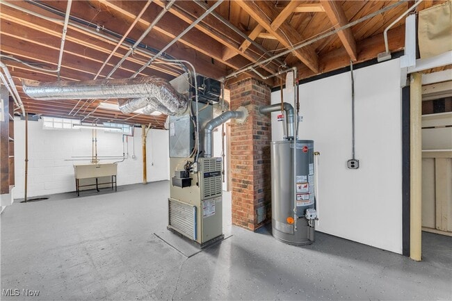 Building Photo - 4821 E 84th St