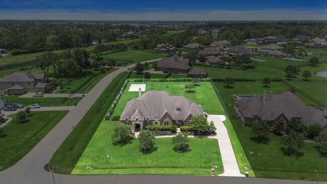 Building Photo - 4703 Beekman Drive
