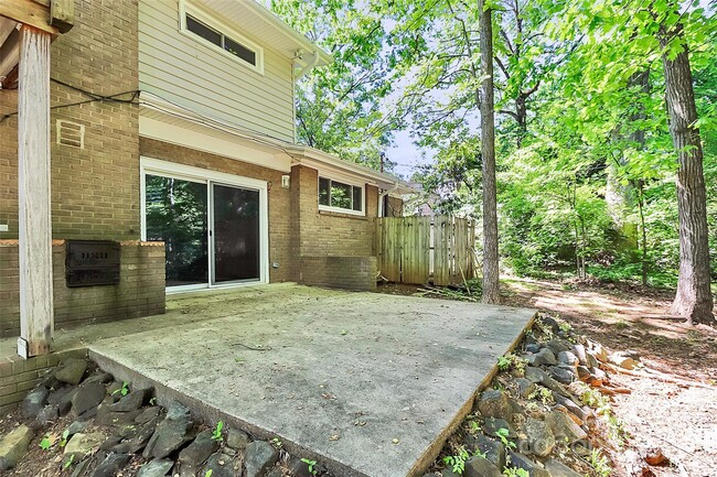 Building Photo - 2619 Inverness Rd