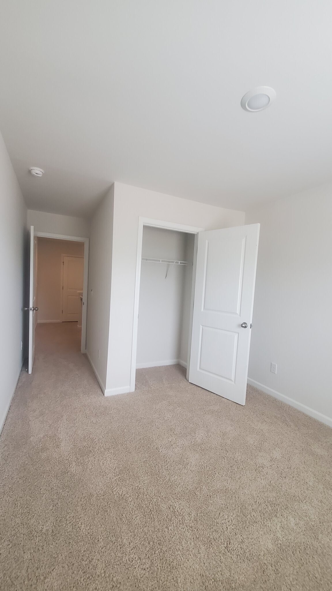 Building Photo - 1124 Broholmer Ln