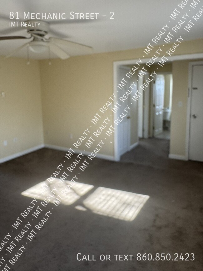 Building Photo - 81 Mechanic St